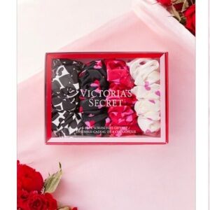 Victoria's Secret Scrunchies Gift Set